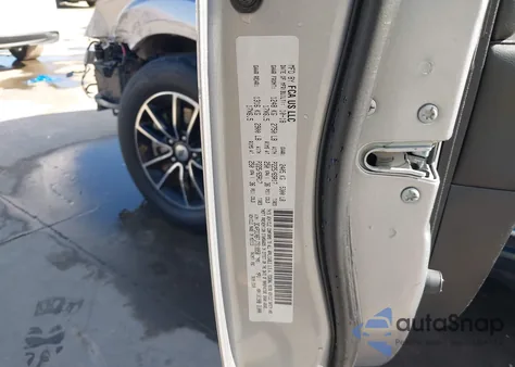 2018 Dodge Journey Se from USA, damaged, VIN 3C4PDCAB7JT519958